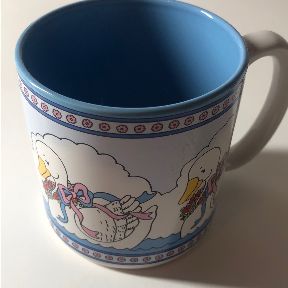 Country goose blue Goose1989 Peaches fib rare White and Blue Mug